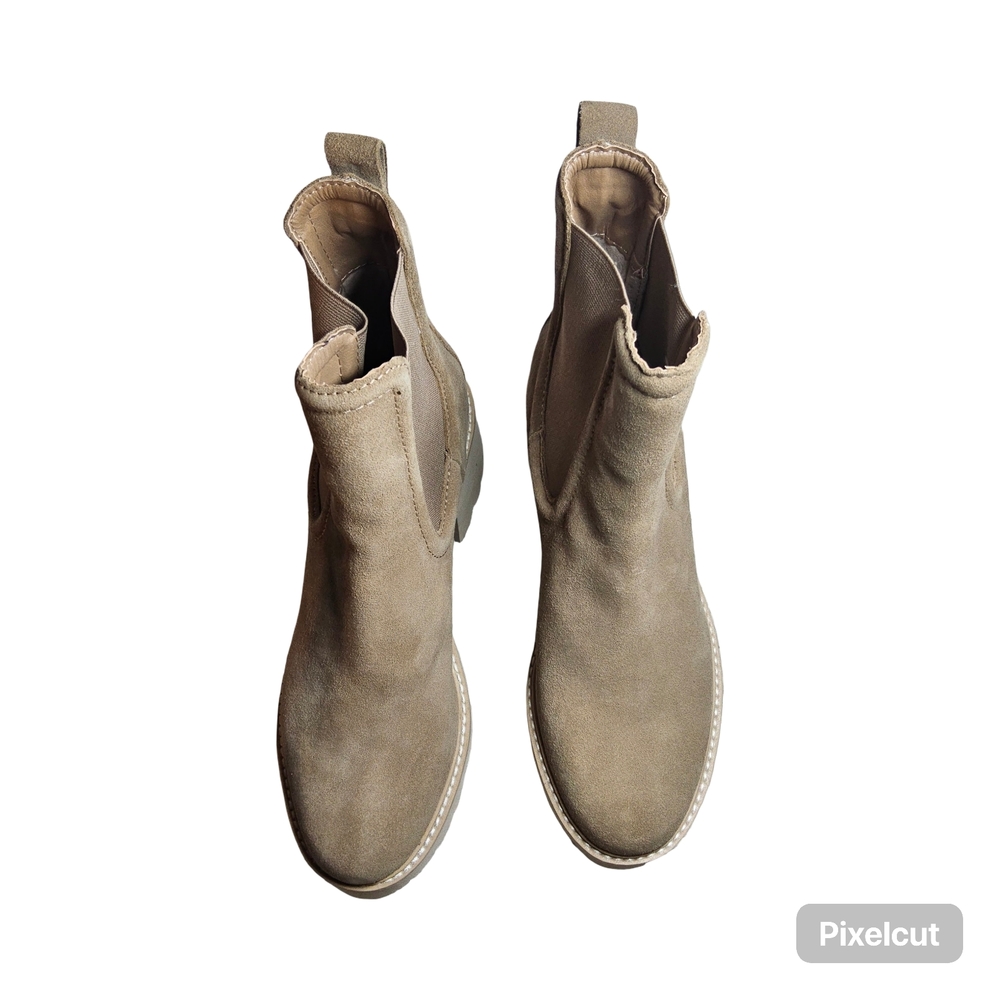 NWOT Size 7.5 Dolce Vita Hawk H2O Mushroom Suede Booties - Picture 3 of 9
